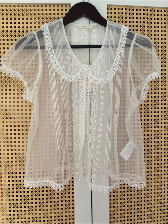 Doen Tops - DÔEN Angella Top - Sheer Lace-Trim Blouse in Ivory